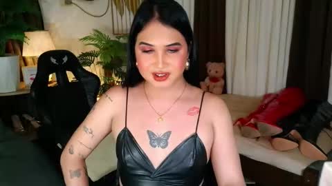 Snapshot of asiantrans23 chatting on 11/28/25, 05:04 asiantrans23 online show from 11/28/25, 05:04