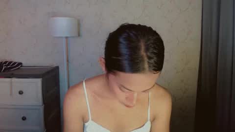 kisses online show from 04/10/26, 10:53