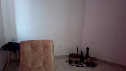 Asiri  online show from 06/16/26, 04:42