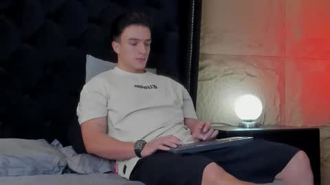 Aslan  online show from 04/08/26, 02:44