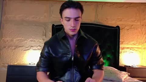 Aslan  online show from 06/04/26, 01:00