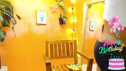 Snapshot of aslyhernandez chatting on 01/18/25, 11:54 ASLY online show from 01/18/25, 11:54