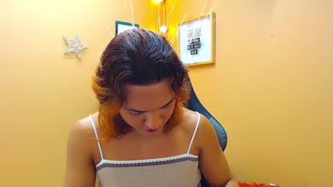 Snapshot of aslyhernandez chatting on 03/10/25, 09:51 ASLY online show from 03/10/25, 09:51