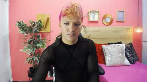 Snapshot of aslyhernandez chatting on 02/25/26, 12:04 ASLY online show from 02/25/26, 12:04