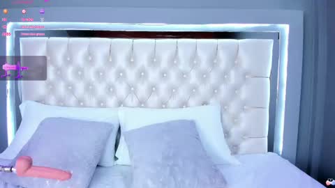 A S L Y   S A N D E R online show from 10/02/25, 04:30