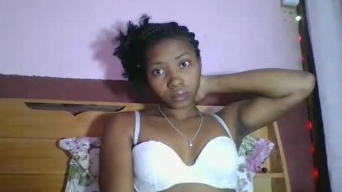 asmiraa online show from 01/18/26, 05:22