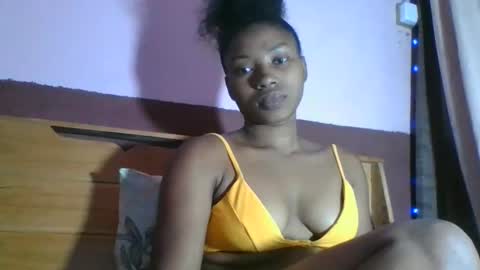 asmiraa online show from 02/11/26, 05:01