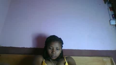 asmiraa online show from 04/24/26, 09:01