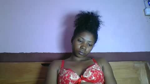 asmiraa online show from 04/29/26, 05:52