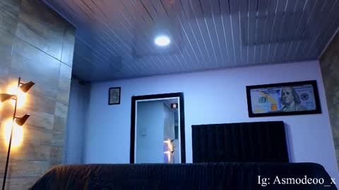Snapshot of asmodeo_cox chatting on 10/02/25, 04:30 Asmodeo - online show from 10/02/25, 04:30