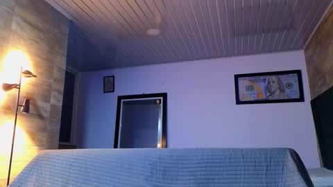 Snapshot of asmodeo_cox chatting on 11/16/25, 04:07 Asmodeo - online show from 11/16/25, 04:07