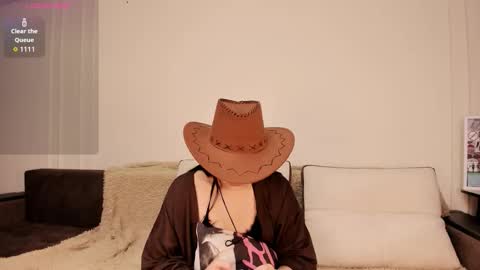 Snapshot of asoonamoon chatting on 02/16/26, 06:48 Asuna online show from 02/16/26, 06:48