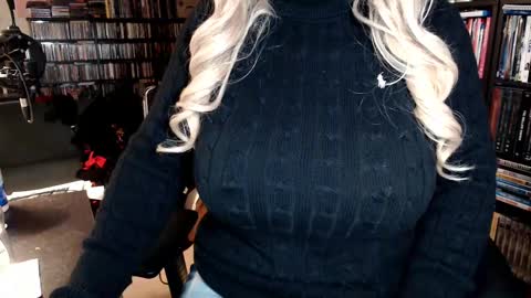 Aspen Vale online show from 11/09/25, 09:24