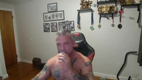 Snapshot of ass_chaser_1 chatting on 09/09/25, 01:27 Ass Chaser online show from 09/09/25, 01:27