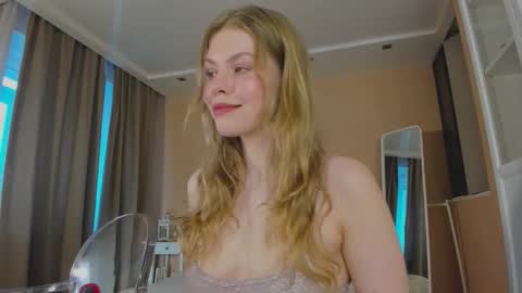 Sasha online show from 10/09/25, 05:05