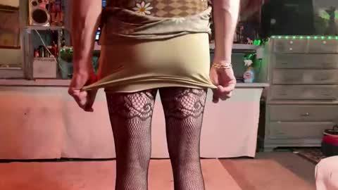 SIR WILLIAM online show from 12/20/25, 08:54