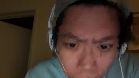 Snapshot of assert32 chatting on 11/20/25, 03:39 Patty online show from 11/20/25, 03:39