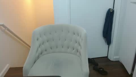 latex online show from 04/16/26, 02:45