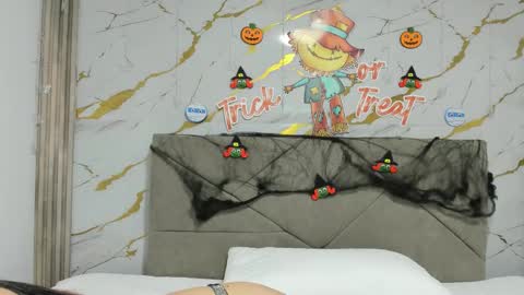 Snapshot of asshley_benson chatting on 11/07/25, 12:05 Asshley online show from 11/07/25, 12:05