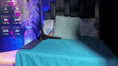 Nahomi  online show from 03/28/26, 10:26