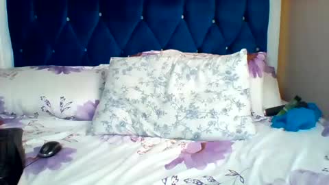 FLORAH DANIEL online show from 07/09/26, 06:39