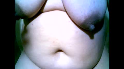 Snapshot of assterific22 chatting on 10/27/25, 04:27 assterific22 online show from 10/27/25, 04:27