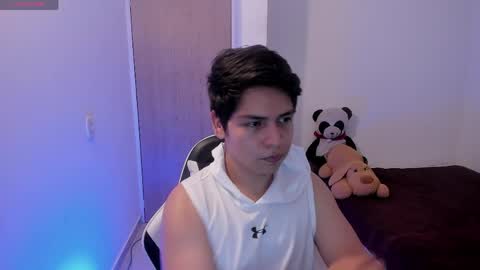 Asta Kuno online show from 04/10/26, 07:46