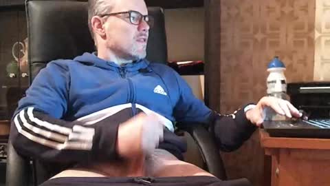 asterion51 online show from 12/19/25, 05:31