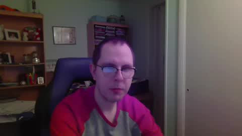 Snapshot of astg94 chatting on 09/24/25, 01:42 Andrew or Smiley Read the message in bold above the bio design for info on the situation. online show from 09/24/25, 01:42