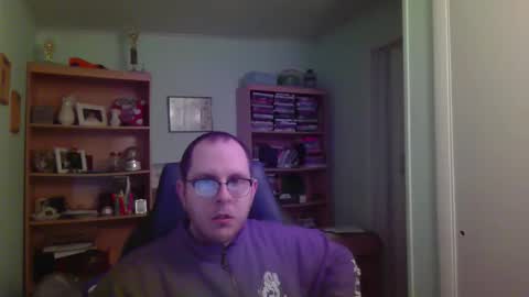 Andrew or Smiley Read the message in bold above the bio design for info on the situation. online show from 11/07/25, 03:06