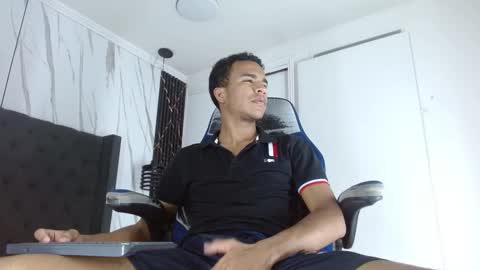 Aston  online show from 11/02/25, 12:13