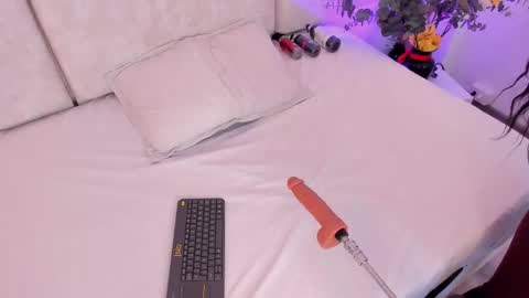 Snapshot of astorath_angel chatting on 02/05/26, 11:37 Astorath online show from 02/05/26, 11:37