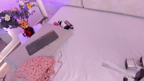 Snapshot of astorath_angel chatting on 02/17/26, 11:40 Astorath online show from 02/17/26, 11:40