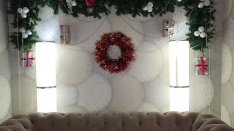 Snapshot of astra_lis chatting on 12/28/24, 12:35 Astra online show from 12/28/24, 12:35