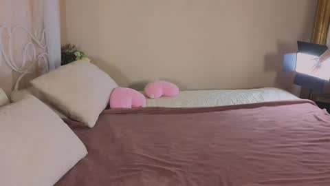 Snapshot of astra_lis chatting on 03/05/25, 12:33 Astra online show from 03/05/25, 12:33