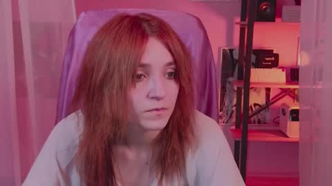 Snapshot of astra_lis chatting on 09/25/25, 12:20 Astra online show from 09/25/25, 12:20