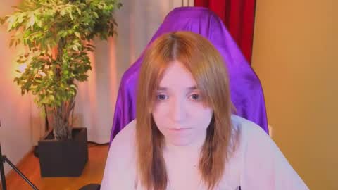 Snapshot of astra_lis chatting on 10/04/25, 09:02 Astra online show from 10/04/25, 09:02