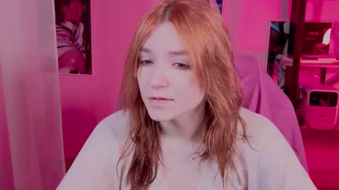 Snapshot of astra_lis chatting on 11/14/25, 12:48 Astra online show from 11/14/25, 12:48