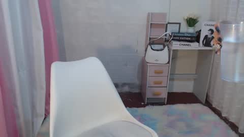 Anna online show from 01/28/25, 05:56