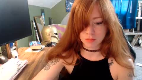 Snapshot of astraeasiren chatting on 05/25/26, 05:41 AstraeaSiren online show from 05/25/26, 05:41