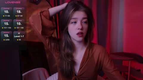 Snapshot of astramist chatting on 10/24/25, 07:38 astramist online show from 10/24/25, 07:38