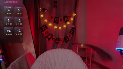 Snapshot of astramist chatting on 10/29/25, 04:20 astramist online show from 10/29/25, 04:20