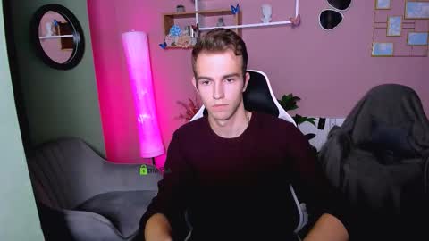 astren online show from 11/28/25, 08:11