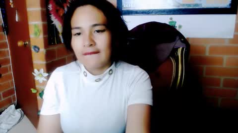 Snapshot of astrid_hauser66 chatting on 09/27/25, 12:54 astrid_hauser66 online show from 09/27/25, 12:54