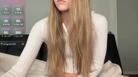 Astrid Sky online show from 05/23/26, 01:22
