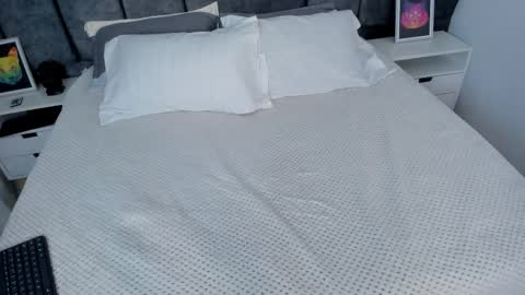 astrid_velle online show from 01/10/26, 06:59