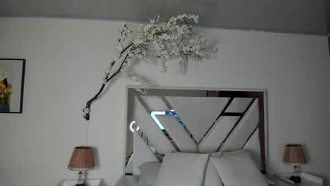 Astrid  online show from 01/08/26, 02:58