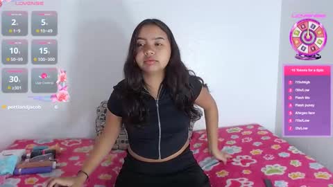 Snapshot of astridvagina18 chatting on 02/10/25, 01:33 ASTRID online show from 02/10/25, 01:33