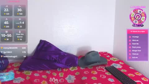 Snapshot of astridvagina18 chatting on 02/22/25, 06:41 ASTRID online show from 02/22/25, 06:41