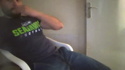 Snapshot of astro_boy_01 chatting on 12/14/24, 07:57 astro_boy_01 online show from 12/14/24, 07:57